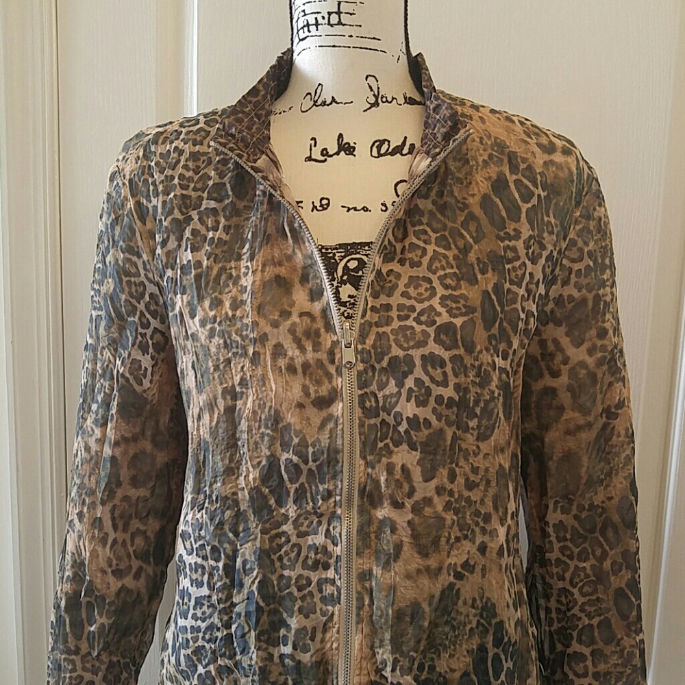 Reversible Light-Weight Jacket - Picture 2 of 8